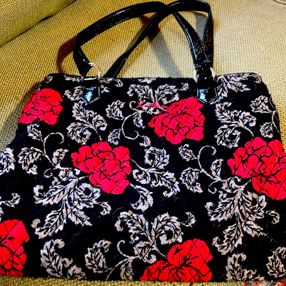 Fabulous unique Vera Bradley handbag wool blend red/blk/grey patent leather trim
